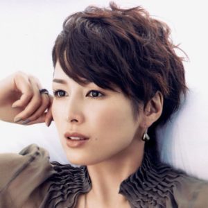 人気女優 昼顔の吉瀬美智子さんが綺麗 髪型ショートヘアやメイクについて Site New Tourism