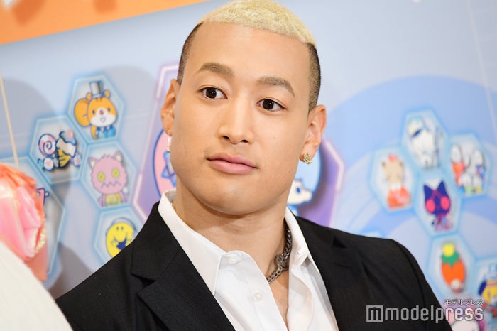 大坂なおみとメンディーがそっくり ロバート秋山も似てる